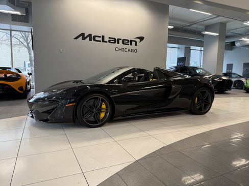 Used 2019 McLaren 570S image 3