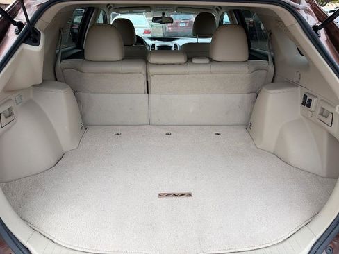 Used 2011 Toyota Venza AWD image 8
