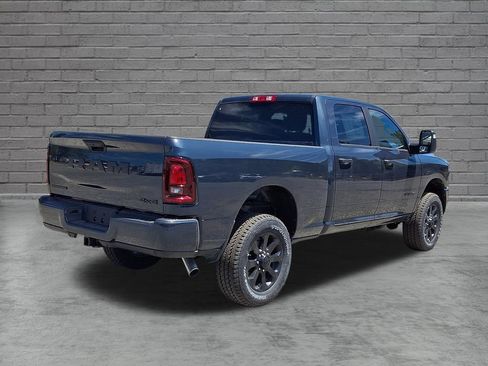 New 2026 RAM 2500 Big Horn AWD/4WD image 8