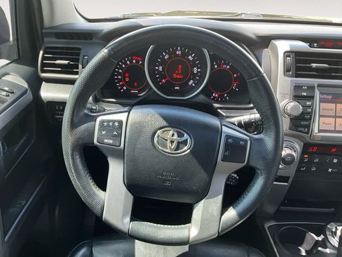 Used 2010 Toyota 4Runner Limited AWD/4WD image 11