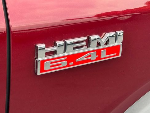 Used 2022 RAM 5500 Tradesman w/ Chrome Appearance Group RWD image 9
