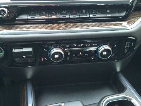 Used 2024 GMC Sierra 1500 Elevation w/ Elevation Premium Package image 31