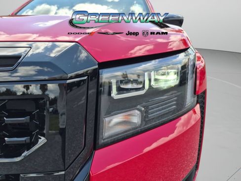 Used 2026 Nissan Frontier SV w/ SV Convenience Package RWD image 27