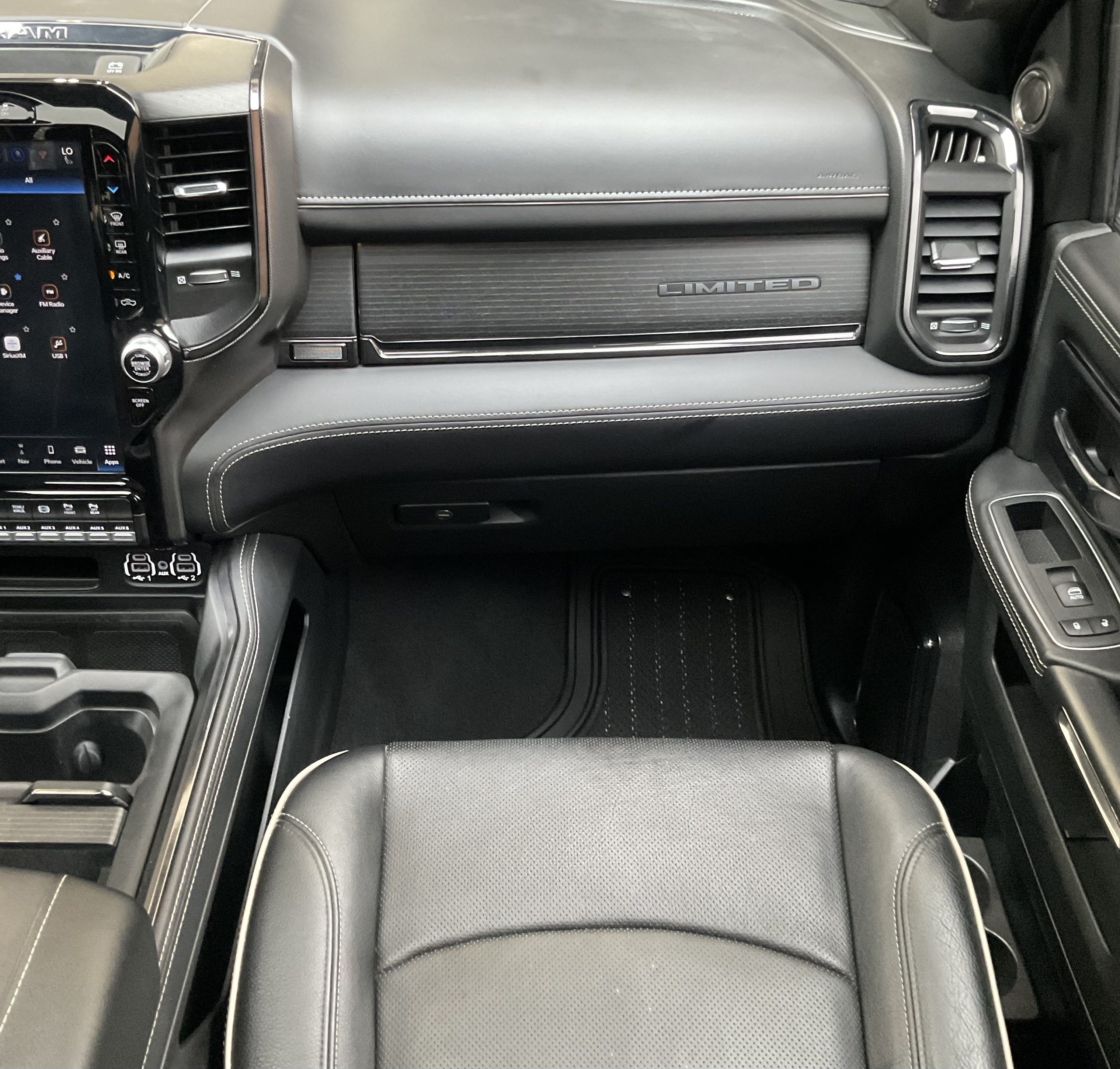 Used 2024 RAM 2500 Limited AWD/4WD image 27