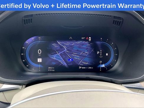 Certified 2023 Volvo XC60 B5 Ultimate w/ Climate Package image 24