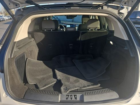 Certified 2024 Lincoln Corsair Premiere w/ Equipment Group 101A image 16