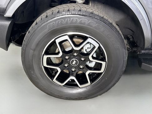 Used 2023 Ford Bronco Outer Banks AWD/4WD image 38