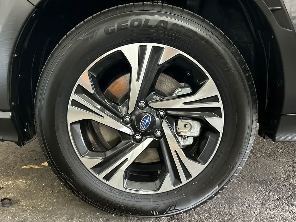 Certified 2024 Subaru Crosstrek 2.0i Premium w/ Crosstrek Mirror Package AWD/4WD image 8