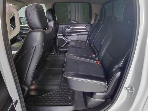 Used 2022 RAM 1500 Laramie AWD/4WD image 12