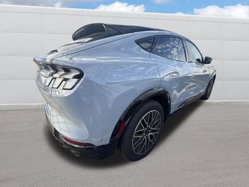 Used 2024 Ford Mustang Mach-E Premium image 5