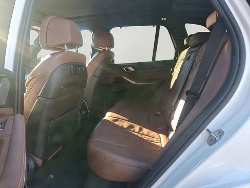 Used 2020 BMW X5 xDrive40i w/ M Sport Package image 8