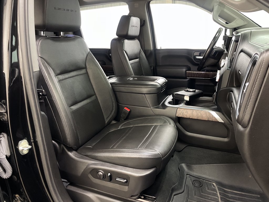 Certified 2021 GMC Sierra 2500 Denali w/ Denali Ultimate Package AWD/4WD image 46