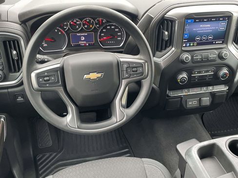 Used 2020 Chevrolet Silverado 1500 LT w/ Trailering Package image 11