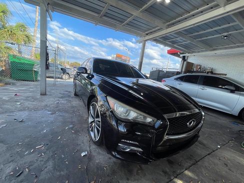 Used 2016 INFINITI Q50 3.0t Premium w/ Driver Assistance Package image 7