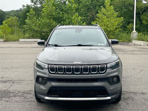 Used 2022 Jeep Compass Limited AWD/4WD image 8