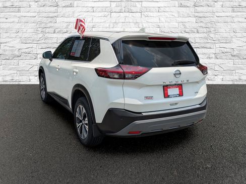 Used 2021 Nissan Rogue SV image 8