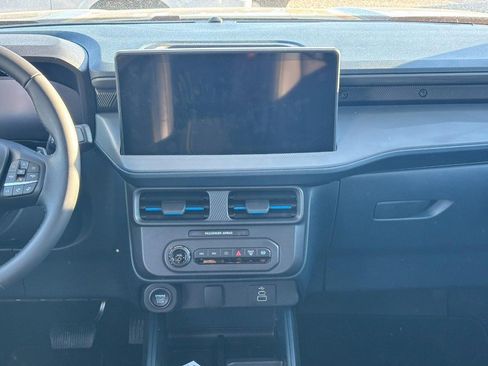 New 2025 Ford Maverick Lobo image 15