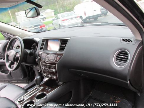 Used 2015 Nissan Pathfinder SL w/ SL Premium Package AWD/4WD image 23