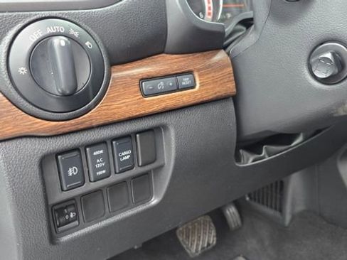 Used 2019 Nissan Titan Platinum Reserve w/ Platinum Utility Package image 22