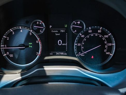 Used 2021 Lexus GX 460 Premium AWD/4WD image 24