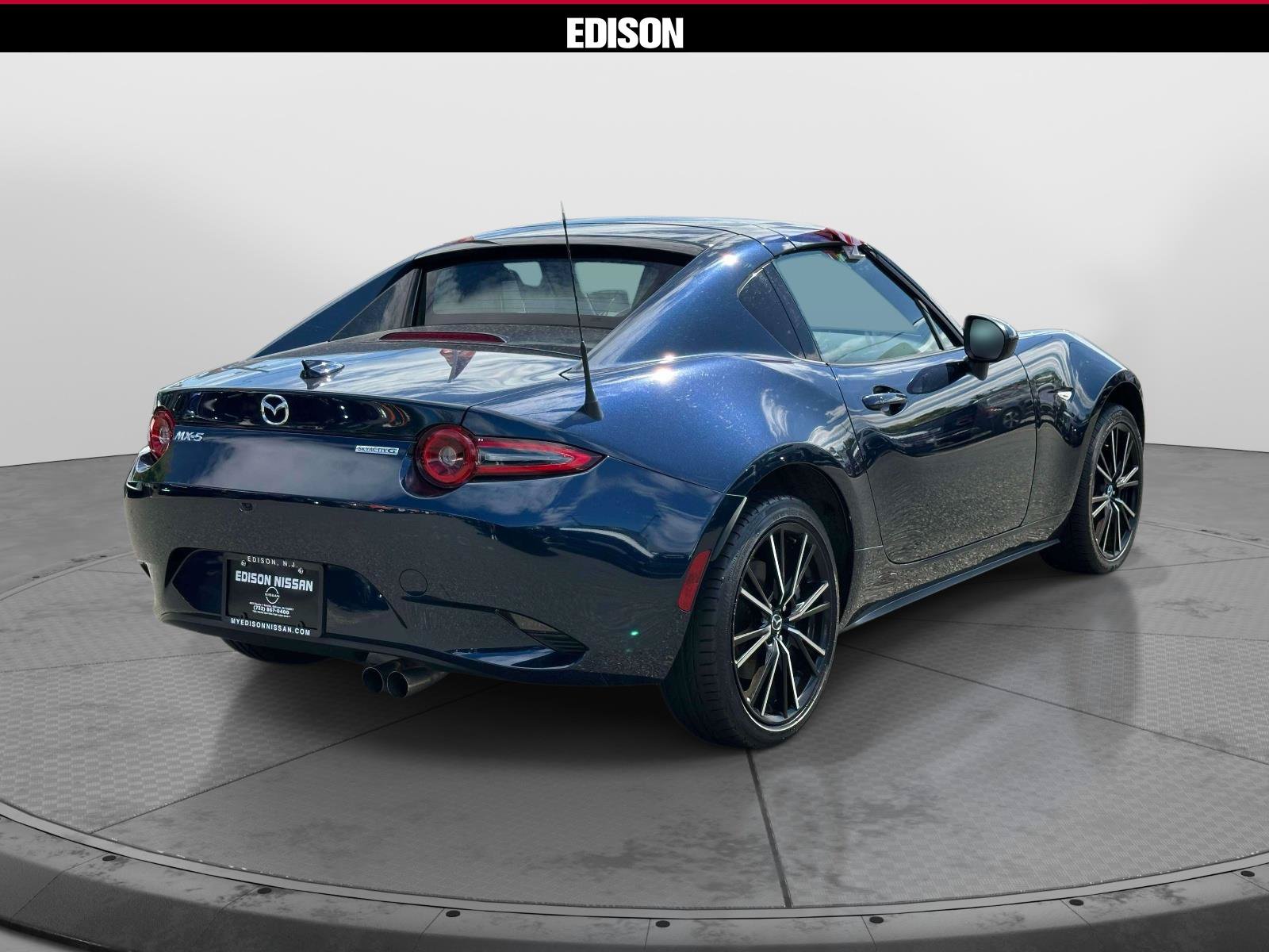 Used 2025 MAZDA MX-5 Miata RF Grand Touring RWD image 4