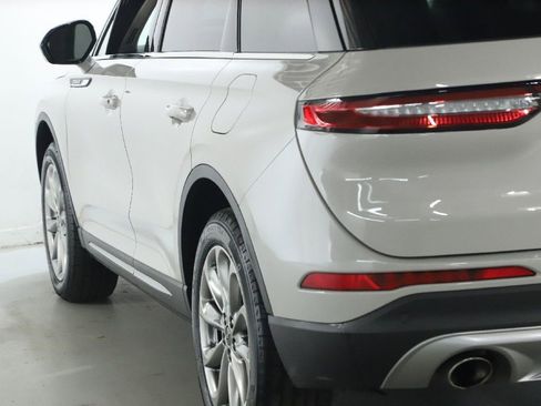 Certified 2022 Lincoln Corsair AWD w/ Premium Package image 42