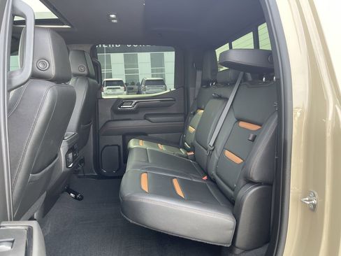 Used 2022 GMC Sierra 1500 AT4 w/ AT4 Premium Package image 26