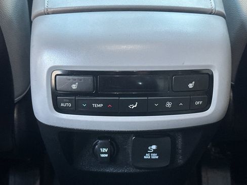 Used 2020 Hyundai Palisade SEL w/ Premium Package image 14