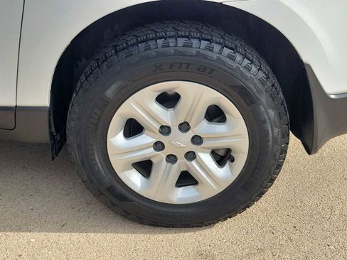 Used 2017 Chevrolet Traverse LS FWD image 12