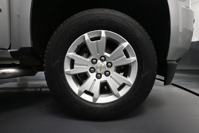 Used 2019 Chevrolet Colorado LT AWD/4WD image 12