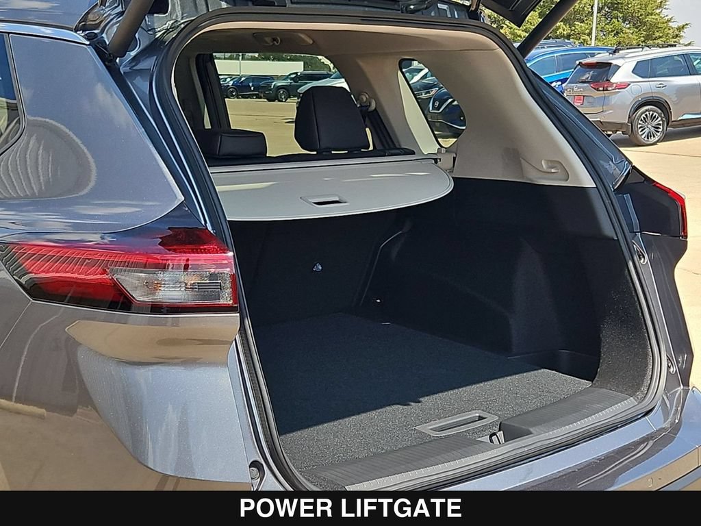 New 2026 Nissan Rogue Dark Armor FWD image 27