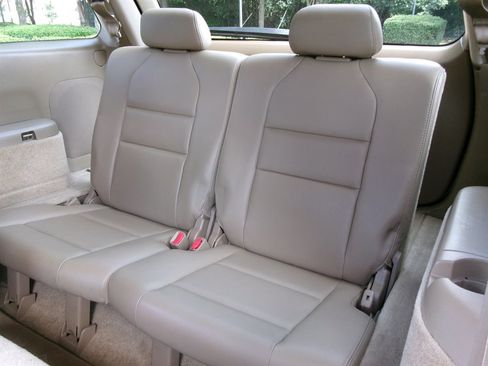 Used 2005 Acura MDX Touring AWD/4WD image 38