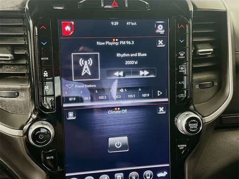 Used 2021 RAM 1500 Big Horn image 15