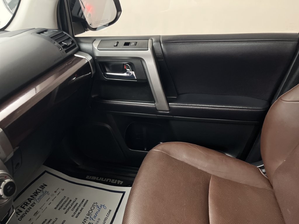 Used 2018 Toyota 4Runner Limited AWD/4WD image 24