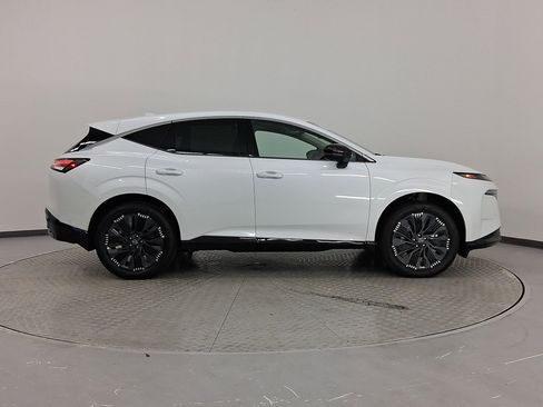Used 2025 Nissan Murano Platinum w/ Cargo Package image 8