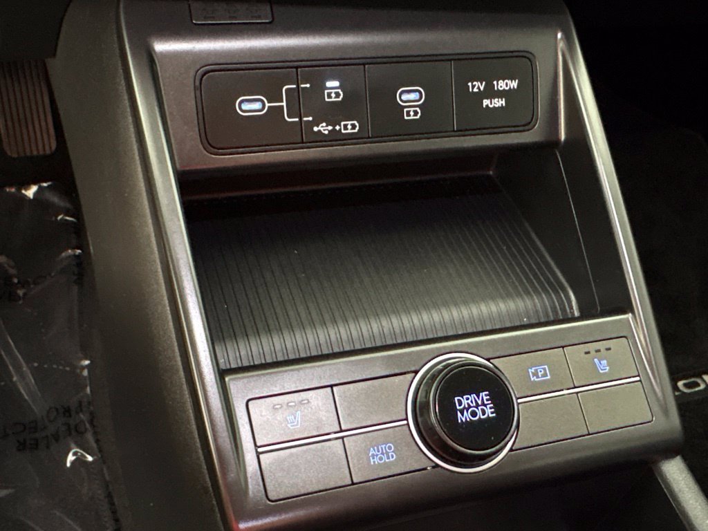 Used 2025 Hyundai Kona SEL FWD image 37