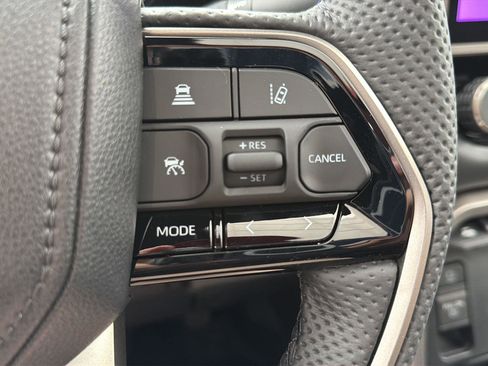 New 2026 Toyota Tundra Platinum AWD/4WD image 18