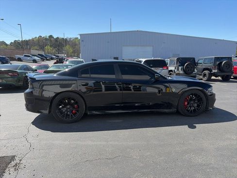 Used 2016 Dodge Charger SRT Hellcat w/ Harman/Kardon Audio Group image 8