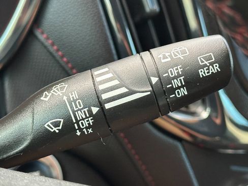 Used 2024 Chevrolet Equinox RS image 46