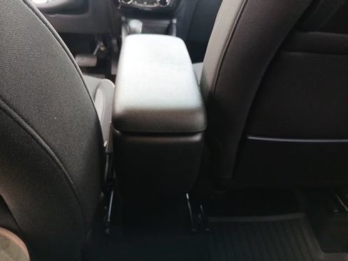 Used 2024 Chevrolet TrailBlazer LT w/ LT Cold Weather Package FWD image 9