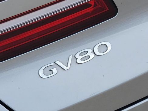Used 2025 Genesis GV80 2.5T Prestige AWD/4WD image 11