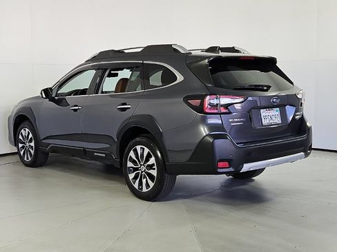 Certified 2025 Subaru Outback Touring XT AWD/4WD image 9