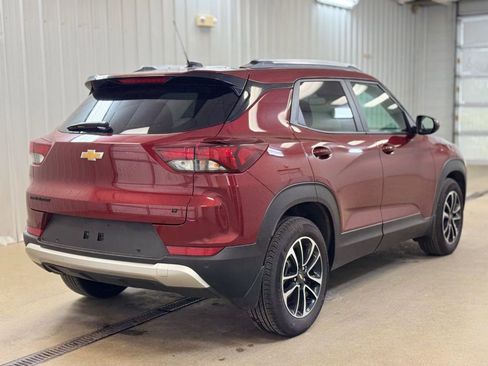 Used 2025 Chevrolet TrailBlazer LT w/ Convenience Package image 5