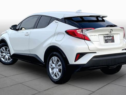 Used 2021 Toyota C-HR LE FWD image 12