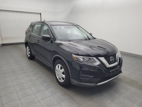 Used 2019 Nissan Rogue S FWD image 13