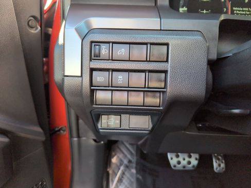 Used 2025 Toyota Tacoma TRD Sport image 24