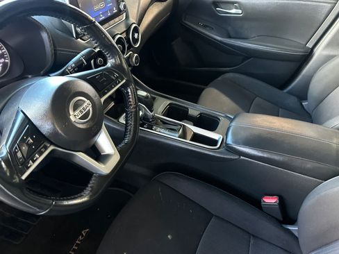 Used 2022 Nissan Sentra SV FWD image 12