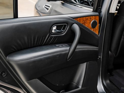 Used 2021 Nissan Armada SL w/ Captain's Chairs Package image 85