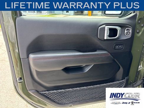 Used 2021 Jeep Wrangler Unlimited Rubicon AWD/4WD image 8