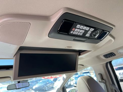Used 2014 Honda Odyssey Touring image 25